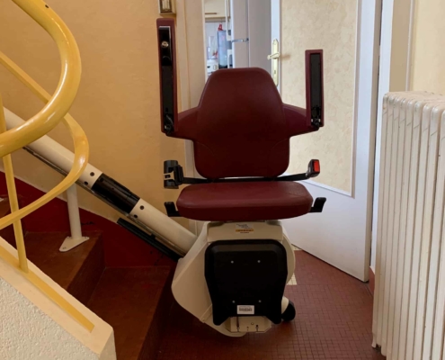 Monte-escalier courbe Angers