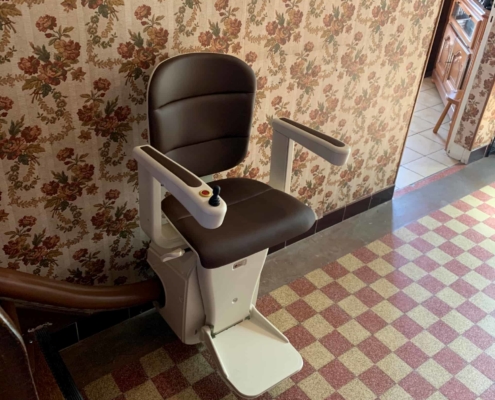 Monte-escalier courbe Saint Lambert du Lattay