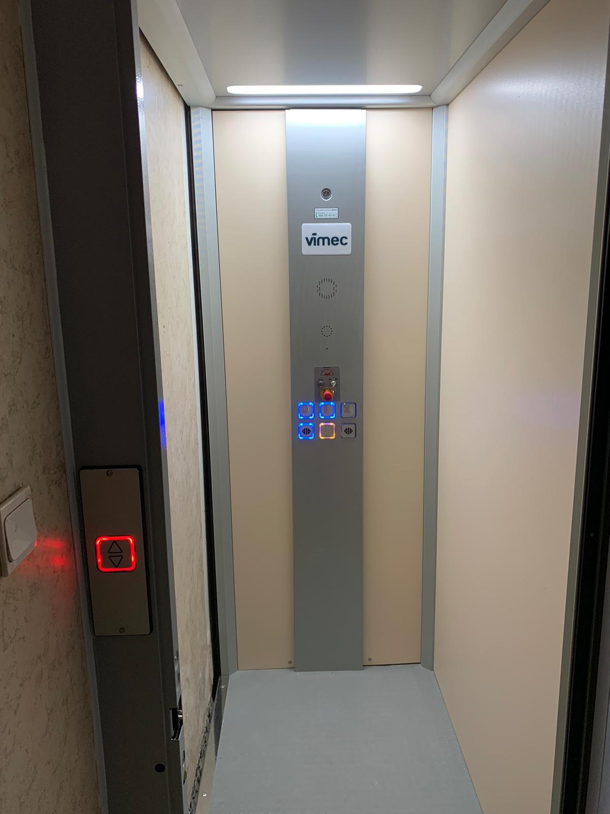 Pose d’un élévateur privatif 2 niveaux sur la commune d’Avrillé